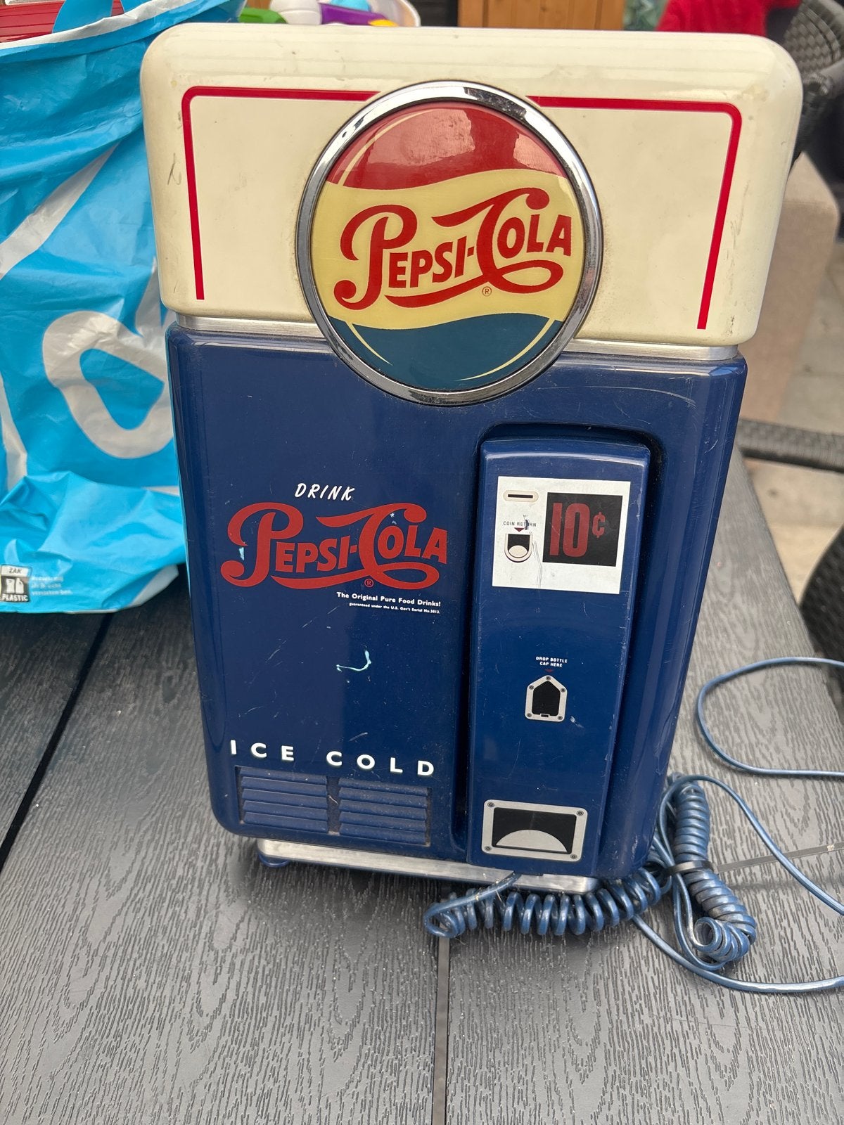 Pepsi Retro telefoon, Ophalen, Gebruikt