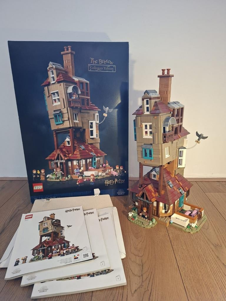 LEGO 76437 – The Burrow Collectors’ Edition |met doos & boek, Ophalen of Verzenden, Zo goed als nieuw, Complete set, Lego