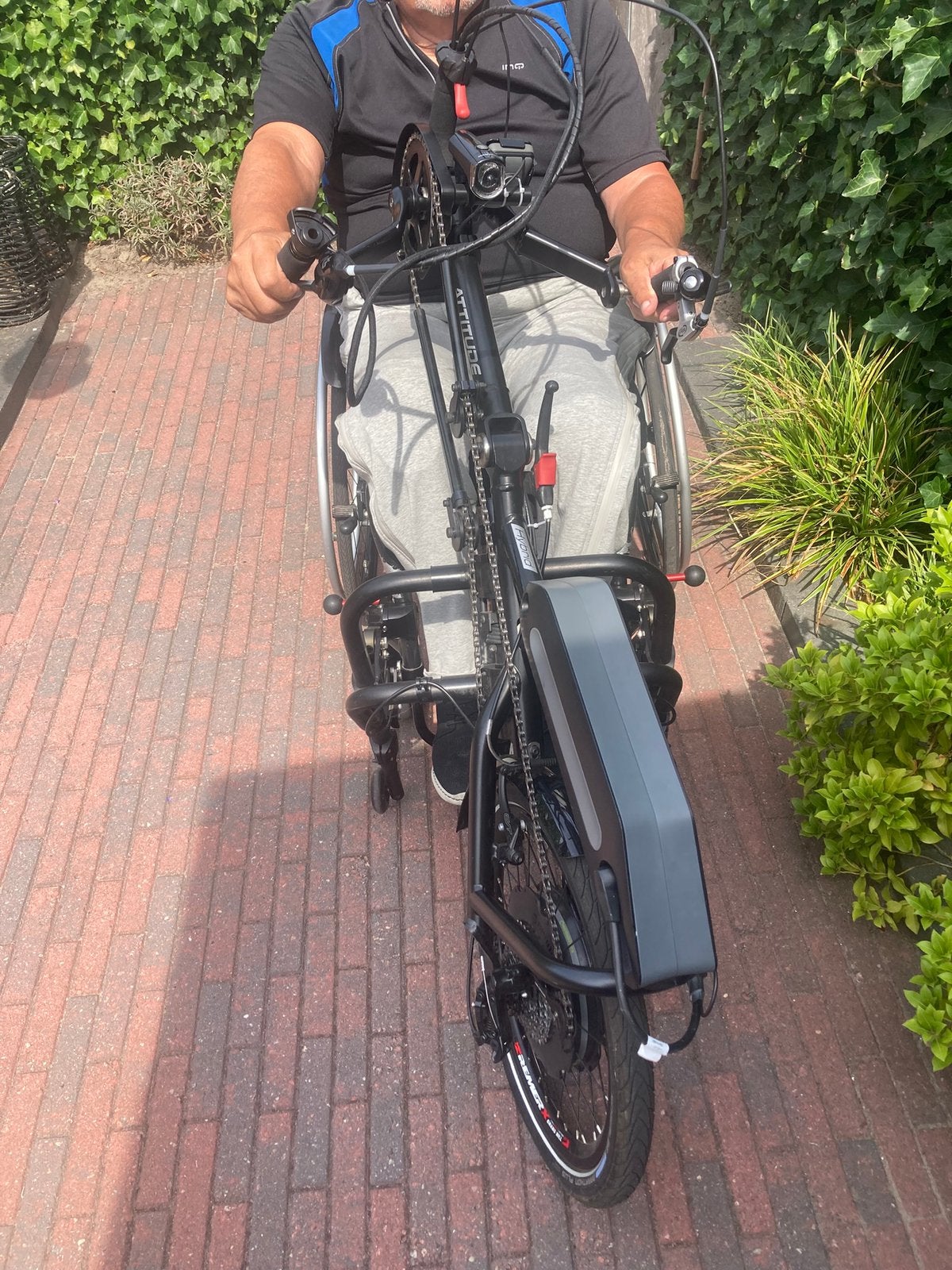 Electrische handbike voor rolstoel. Quickie Attitude, Diversen, Rolstoelen, Ophalen, Zo goed als nieuw