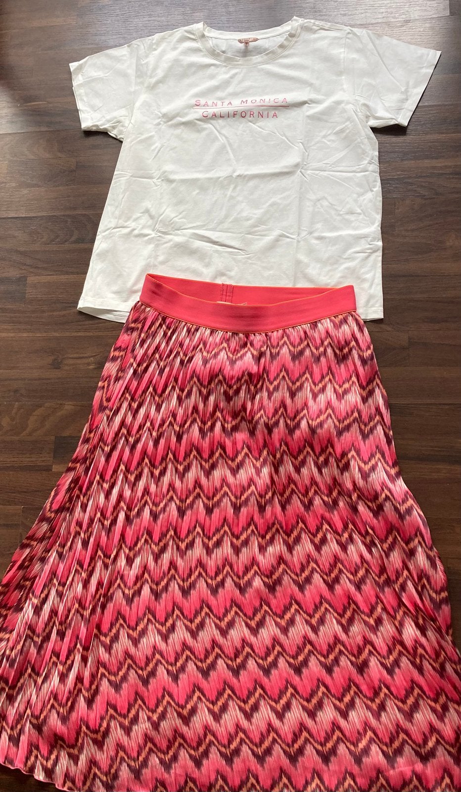 Esqualo set rok shirt roze ecru 42 XL, Maat 42/44 (L), Ophalen of Verzenden, Zo goed als nieuw, Roze