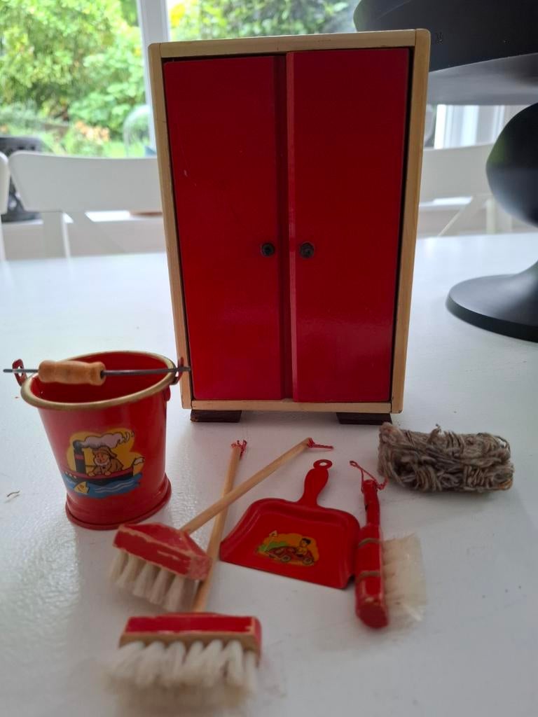 Vintage Poppenhuis Schoonmaakset in Kastje, Ophalen of Verzenden, Gebruikt