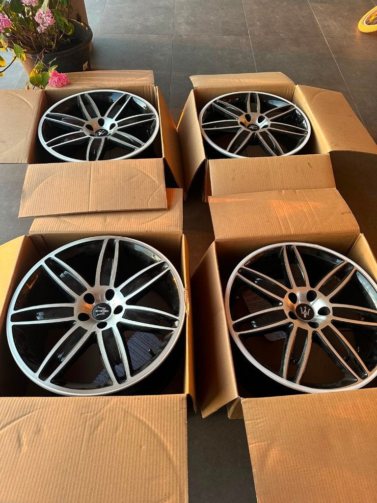 Originele 20" velgen (4st) Maserati Ghibli, Auto-onderdelen, Ophalen, Velg(en), Nieuw, 20 inch