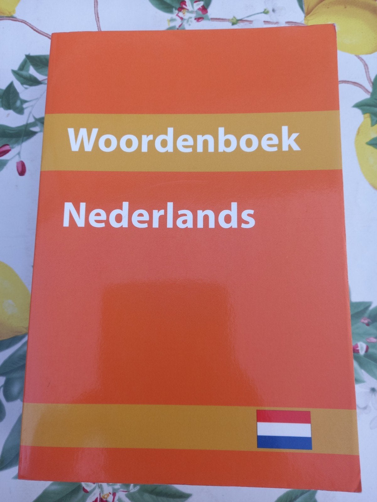 M9 Woordenboek Nederlands - Handig en Compact, Ophalen of Verzenden