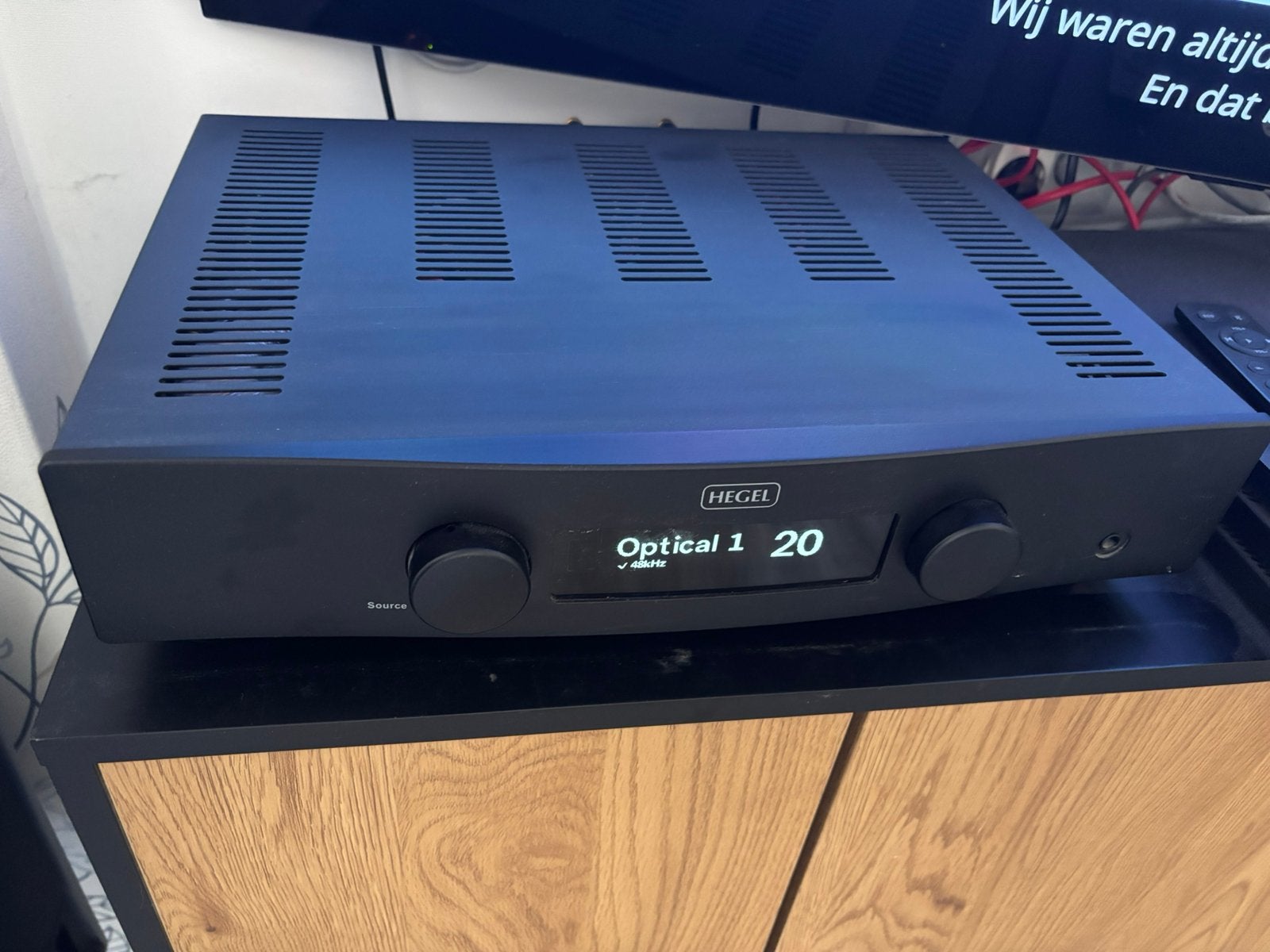 Hegel H95 Geïntegreerde Versterker, Overige merken, Ophalen of Verzenden, Zo goed als nieuw, 60 tot 120 watt