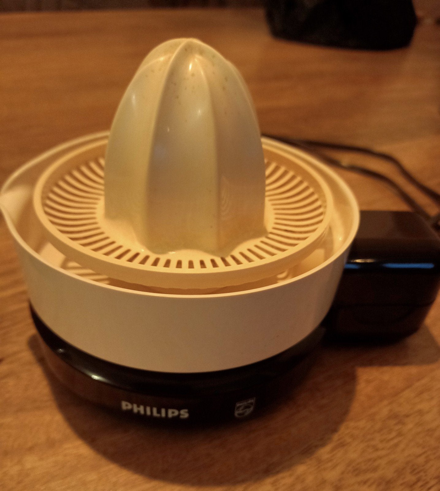 Retro Philips Citruspers HR 2276, Ophalen of Verzenden, Gebruikt, Elektrisch, Citruspers