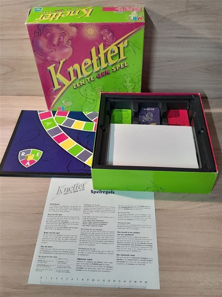Knetter een te gek spel - s5443, Hobby en Vrije tijd, Gezelschapsspellen | Bordspellen, Verzenden, Zo goed als nieuw