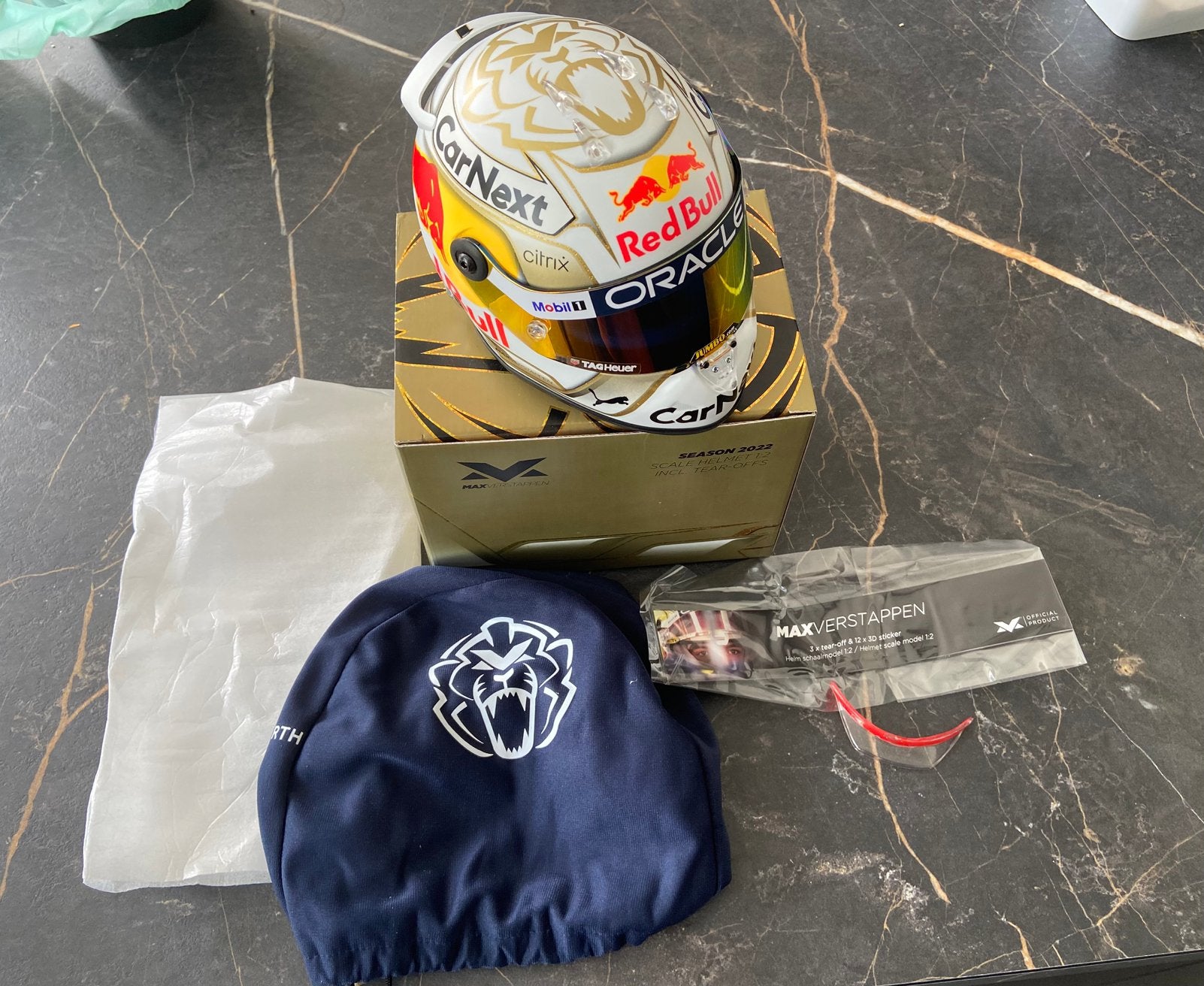 Helm max verstappen seizoen 2022 1:2, Ophalen of Verzenden, Nieuw, Formule 1