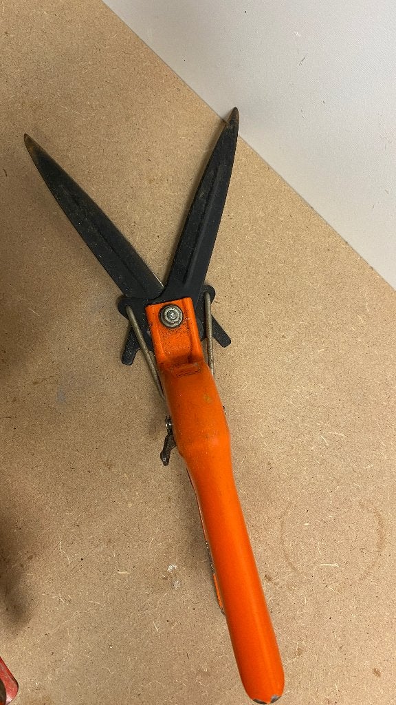 Grasschaar voor tuinonderhoud, Tuin en Terras, Hand-tuingereedschap, Ophalen of Verzenden, Gebruikt, Overige soorten, Onbekend