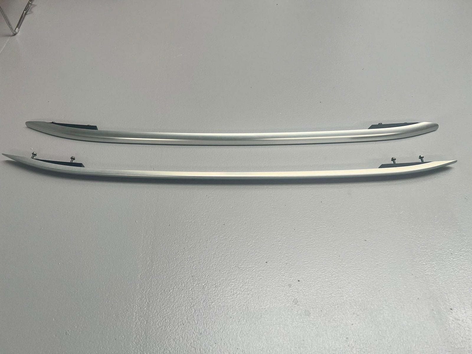 Dakreling links + rechts Volkswagen T-Roc 2022, Ophalen, Links, Volkswagen, Bumper