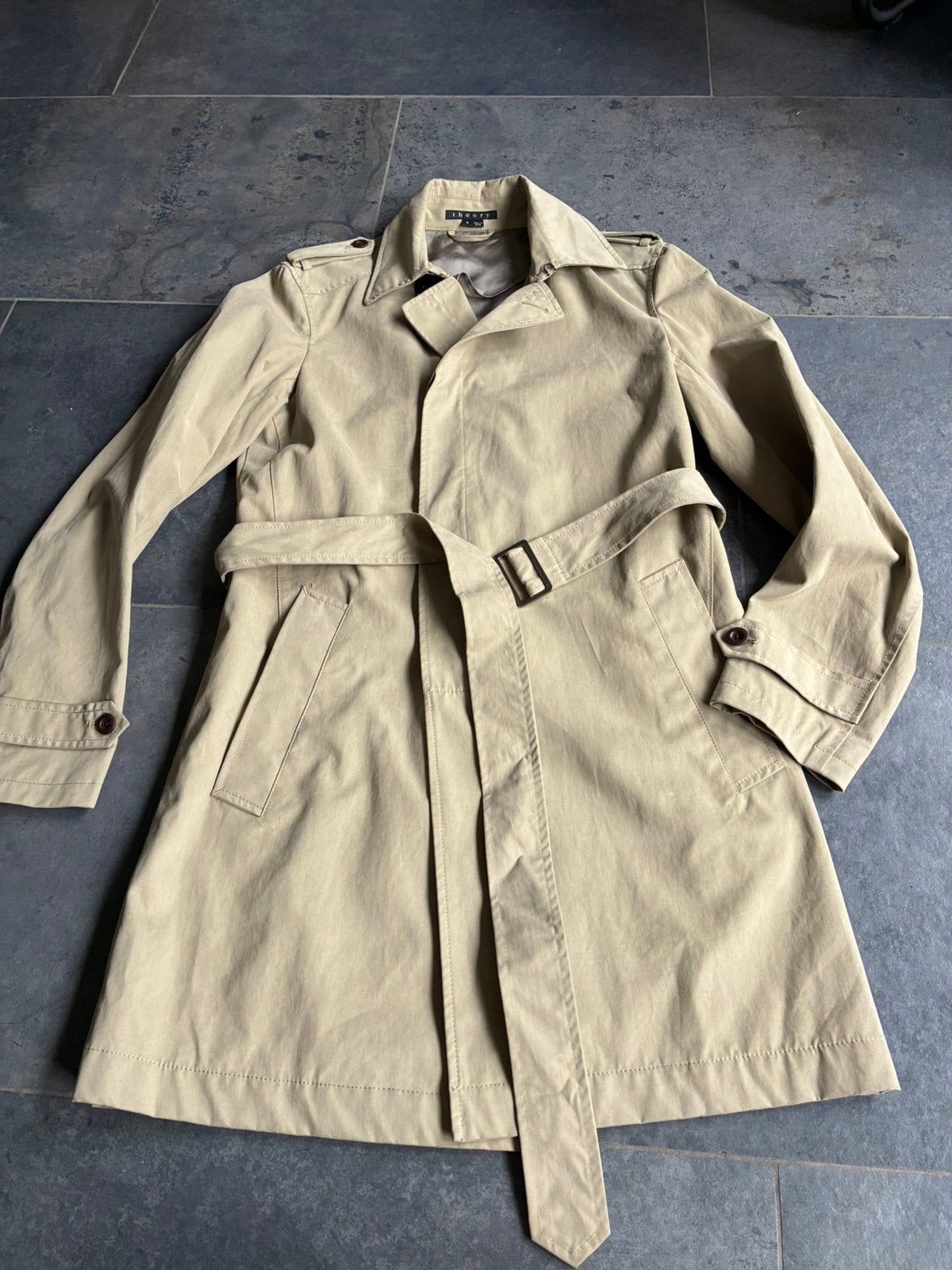 Theory prachtige trenchcoat S, Kleding | Heren, Ophalen of Verzenden, Zo goed als nieuw, Beige