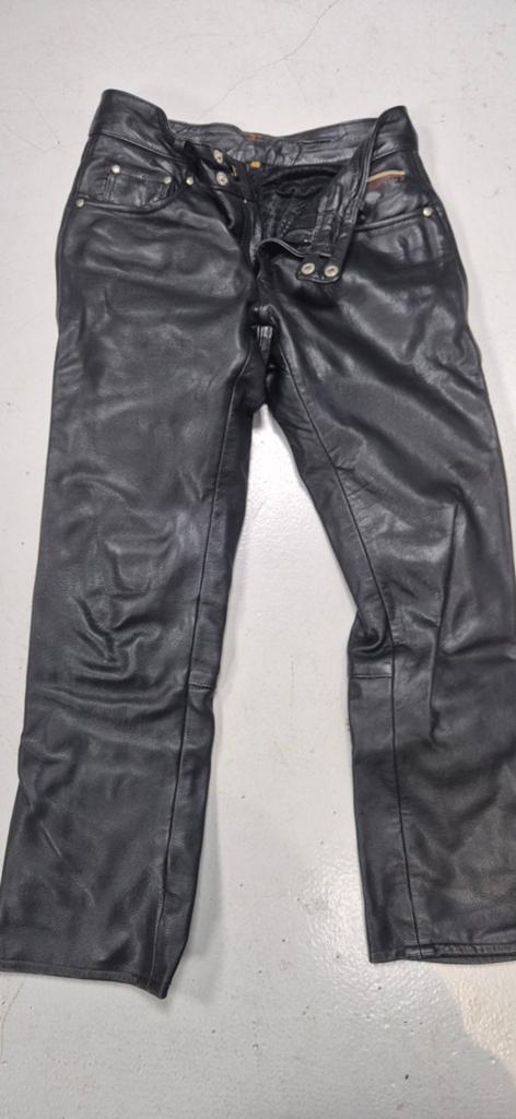 Leren motorbroek - Klein prijsje, nieuwe eigenaar gezocht!, Ophalen of Verzenden, Broek | leer