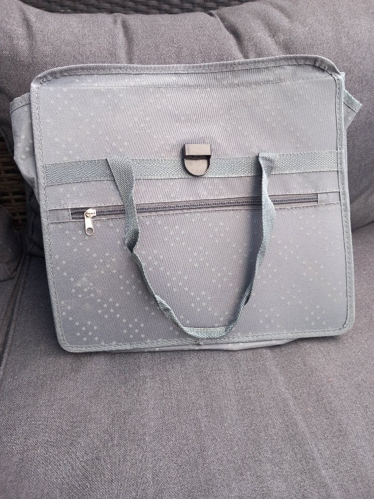 Gratis: Handige grijze tas met rits en vakken, Ophalen of Verzenden, Gebruikt, Onbekend