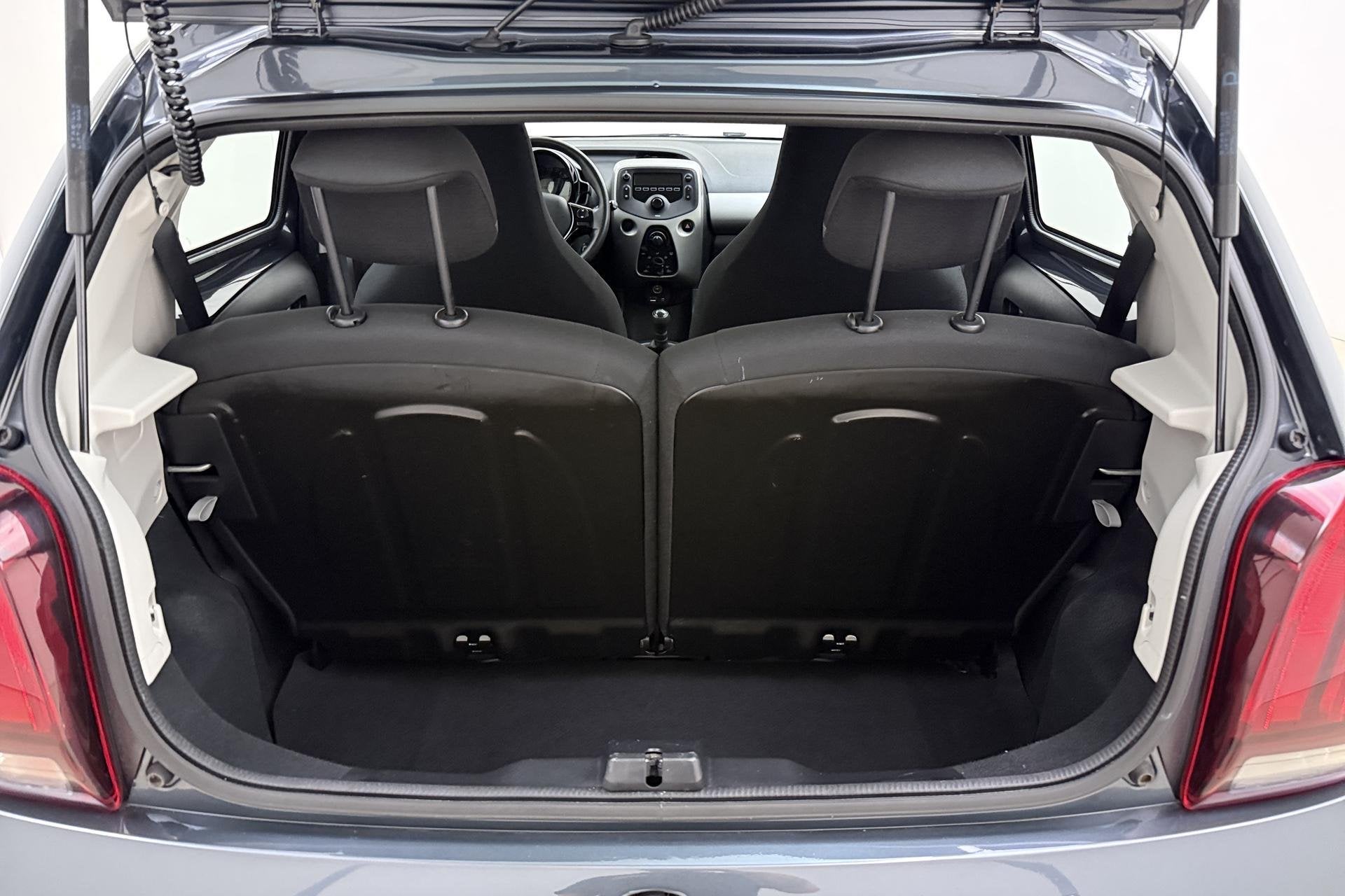Peugeot 108 1.0 e-VTi 68Pk | Active | Airco | LED | Stuurbed, Auto's, Peugeot, Stof, Zwart, Origineel Nederlands, Bedrijf