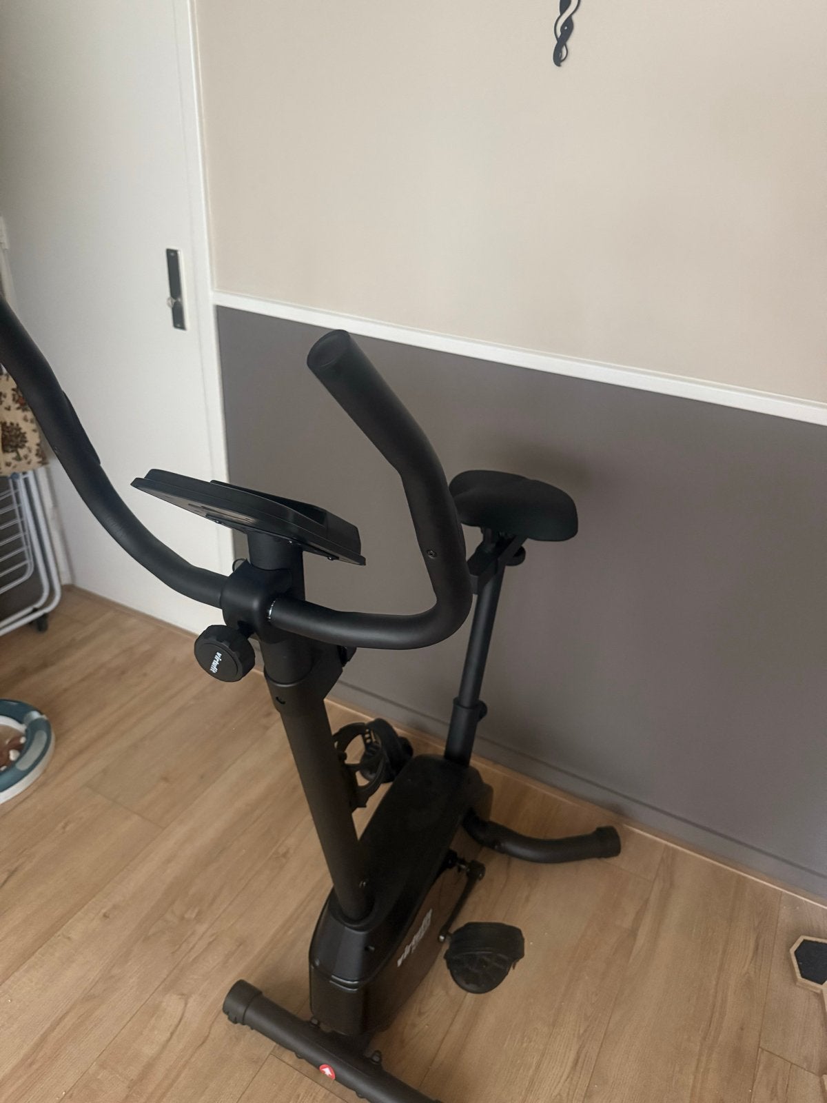 VirtuFit HTR-100 Hometrainer - Zo goed als nieuw, Ophalen, Zo goed als nieuw, Metaal, Benen