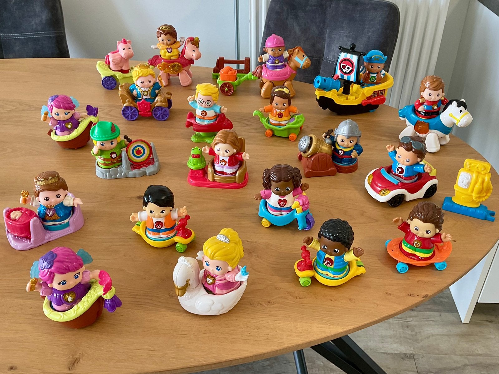 Vtech - Vrolijke Vriendjes, Ophalen