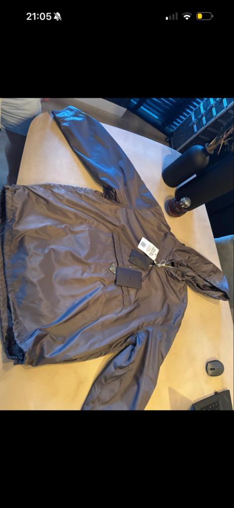 Prada Re-Nylon Jas - Nieuw met labels, Kleding | Heren, Ophalen of Verzenden, Nieuw, Maat 48/50 (M), Grijs