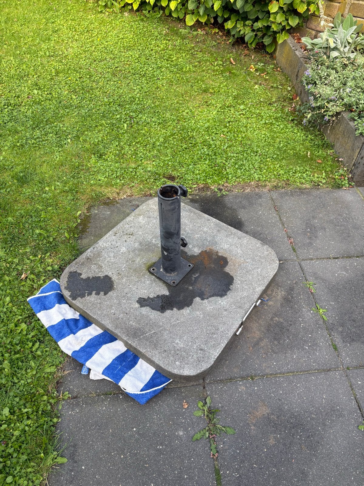 Parasolvoet van beton - stevig en duurzaam, Tuin en Terras, Parasols, Ophalen, Gebruikt, Minder dan 1 meter, Parasolvoet