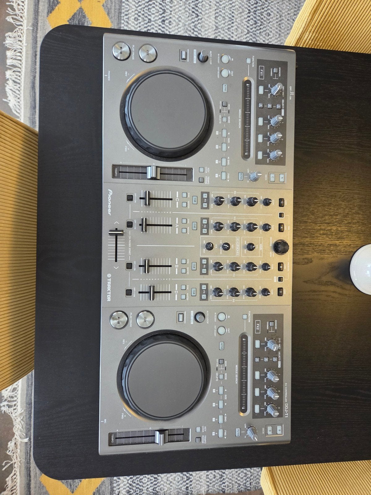 Pioneer DDJ-T1 DJ-controller - Zeer goede staat