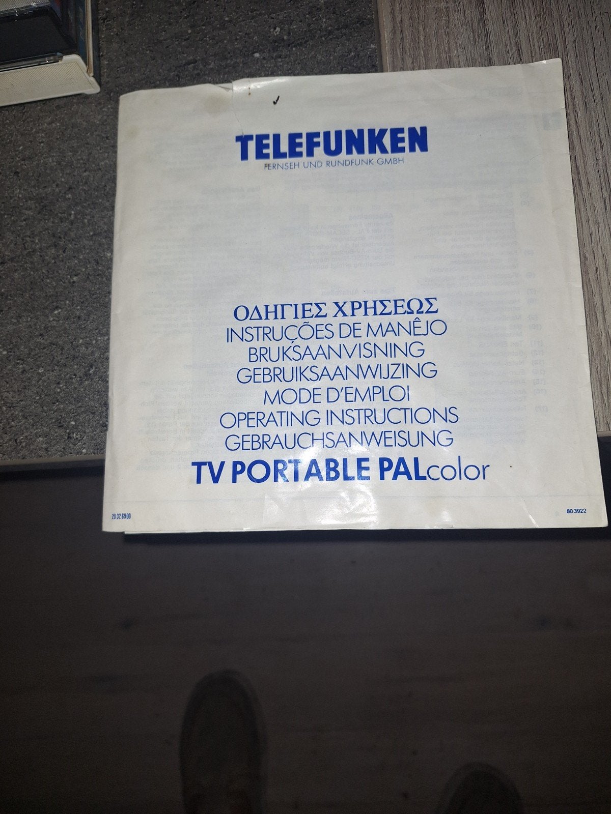 Telefunken TV Portable PALcolor Handleiding en Service Info, Audio, Tv en Foto, Ophalen of Verzenden, Gebruikt, Overige merken