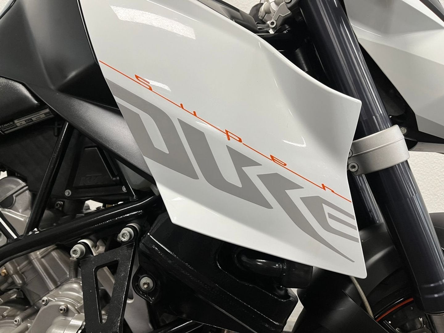 ️KTM 990 SUPER DUKE 990SUPERDUKE (2010)️, Motoren, 2 cilinders, KTM, Motorrijbewijs A, Bedrijf
