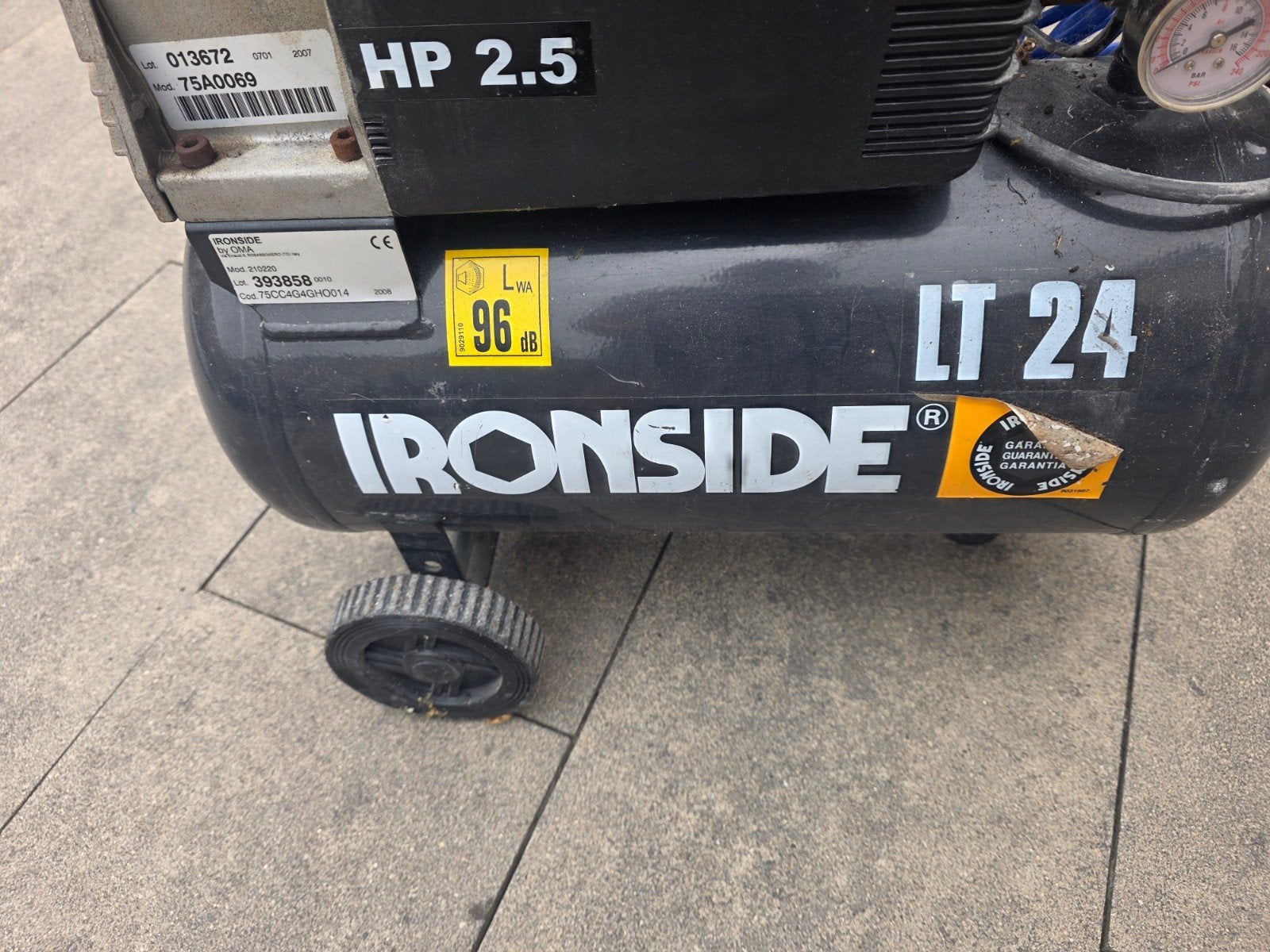 Ironside LT 24 Compressor 2.5 HP, Ophalen, Gebruikt, 6 tot 10 bar, 25 tot 100 liter
