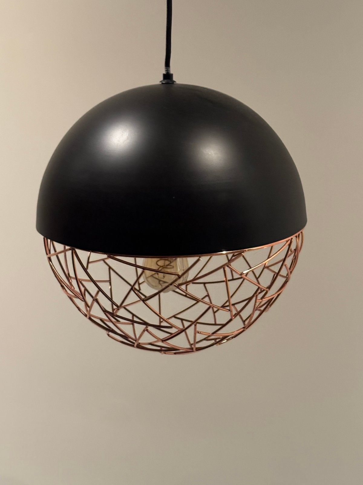Stijlvolle Zwarte Koper Bollamp in goede staat, Ophalen, Zo goed als nieuw