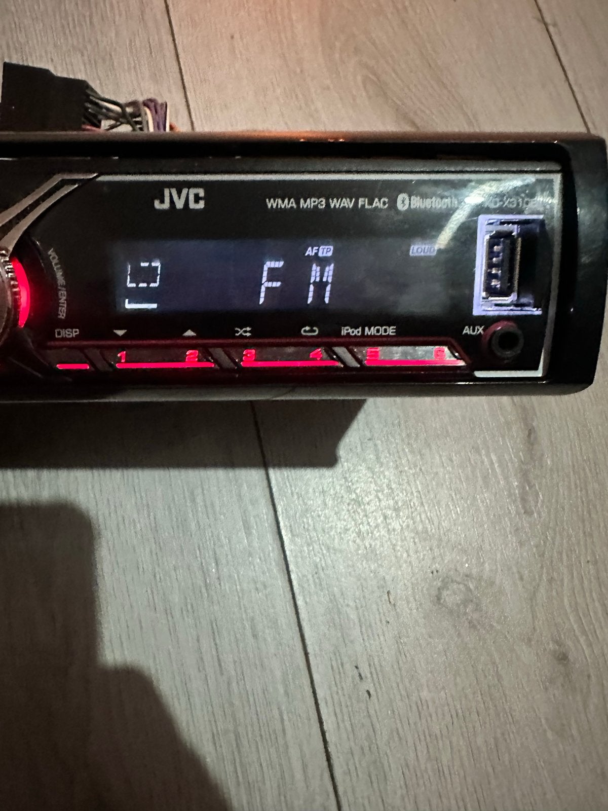 JVC KD-X310BT Autoradio met Bluetooth en USB, Auto diversen, Autoradio's, Ophalen, Zo goed als nieuw