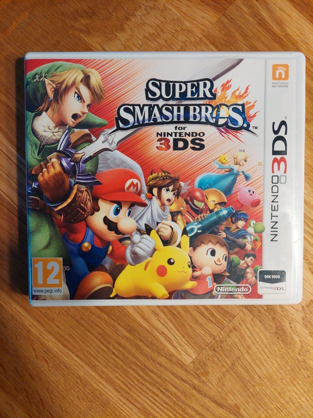 Super Smash Bros. Voor Nintendo 3DS, Spelcomputers en Games, Games | Nintendo 2DS en 3DS, Ophalen, Vechten, Zo goed als nieuw