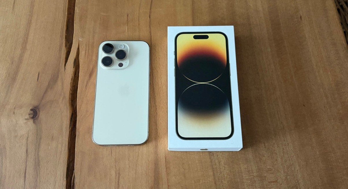 Apple iPhone 14 pro 128gb goud, Ophalen, 75 %, Zo goed als nieuw, Zonder simlock