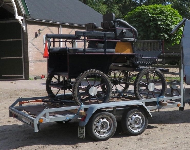 solide two-step menwagen , recreatiewagen, Dieren en Toebehoren, Zo goed als nieuw, Marathonwagen, Paard, Gesloten