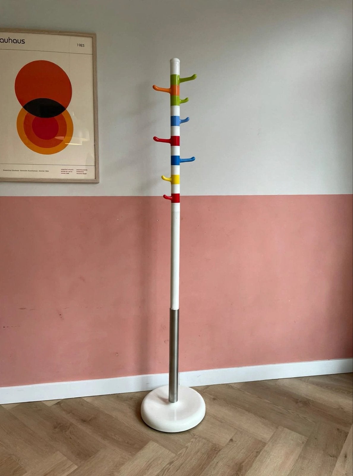 Vintage IKEA Krokig Memphis Stijl Kapstok - Kleurrijk, Huis en Inrichting, Ophalen, Kunststof, Gebruikt, Staande kapstok