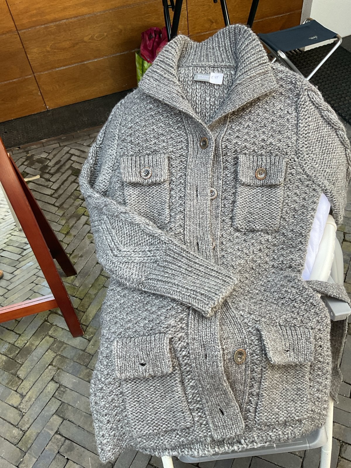 Closed vest - Grijs gebreid vest met knopen (M), Verzenden, Gedragen, Maat 38/40 (M), Grijs