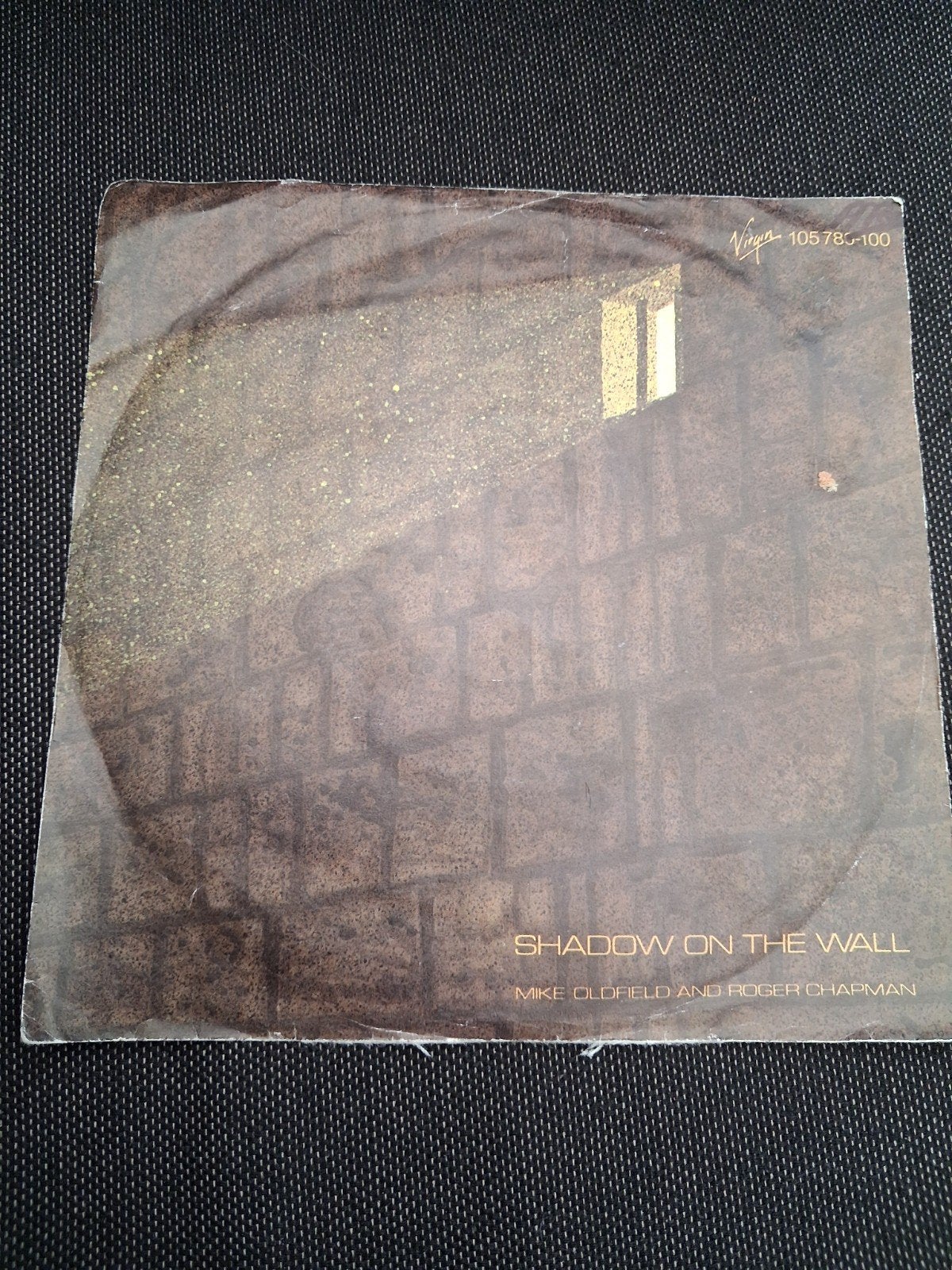 Mike Oldfield & Roger Chapman - Shadow on the Wall Single, Gebruikt, 7 inch, Ophalen of Verzenden, Pop