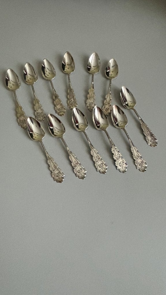 12 zilveren, antieke lepeltjes, Antiek en Kunst, Antiek | Goud en Zilver, Ophalen of Verzenden, Zilver