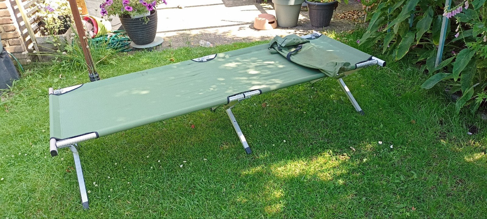 Opvouwbaar campingbed / veldbed, Ophalen, Gebruikt, Overige