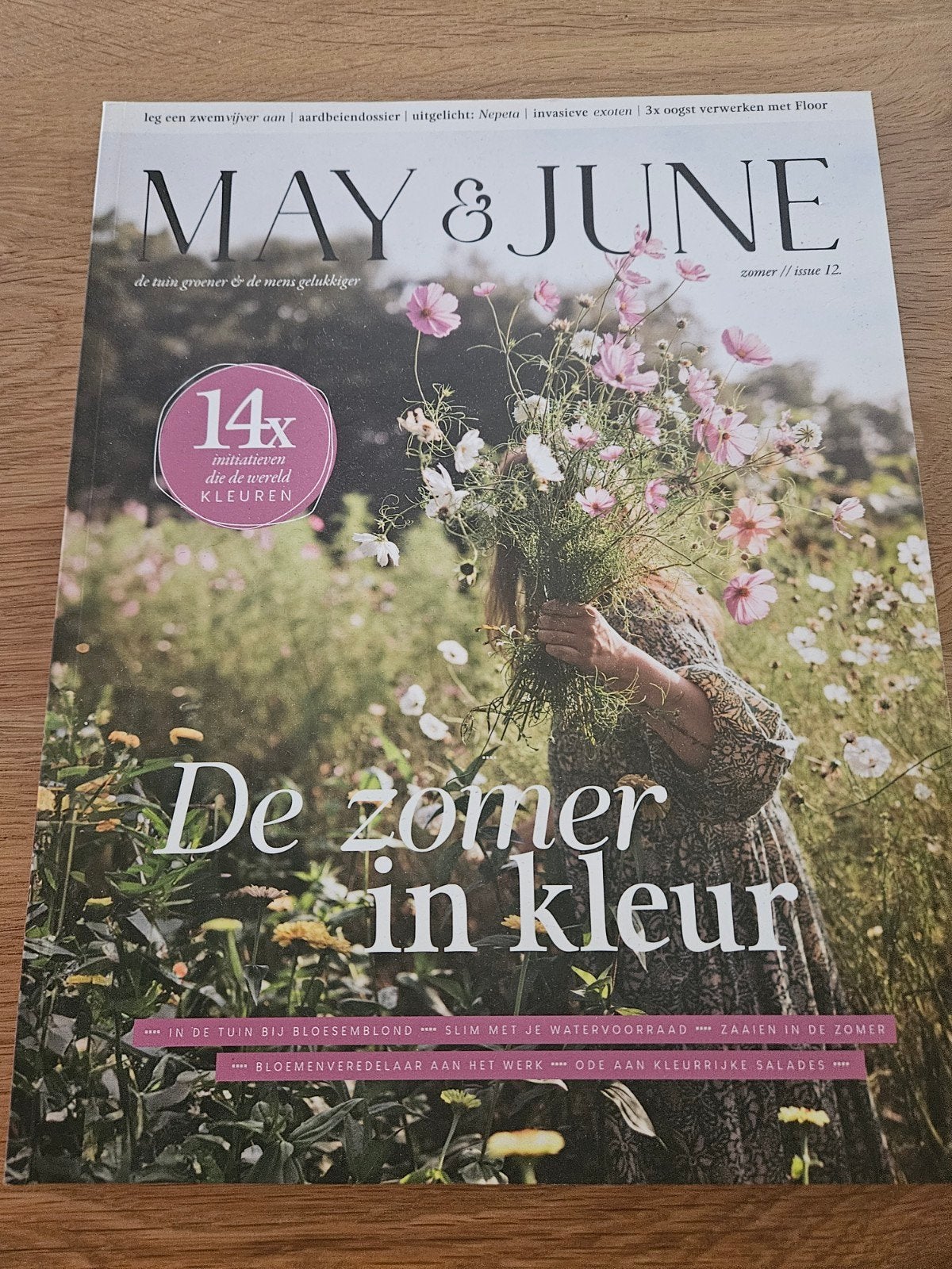 May & June Magazine editie 12, Boeken, Tijdschriften en Kranten, Ophalen of Verzenden, Zo goed als nieuw, Overige typen