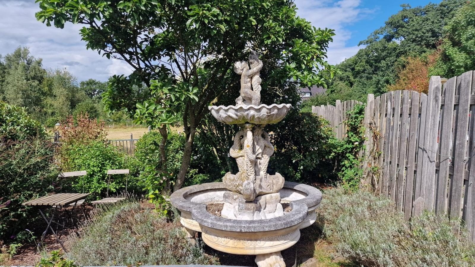 Antieke stenen fontein met beelden, Tuin en Terras, Tuinbeelden, Ophalen, Gebruikt, Beton, Abstract beeld