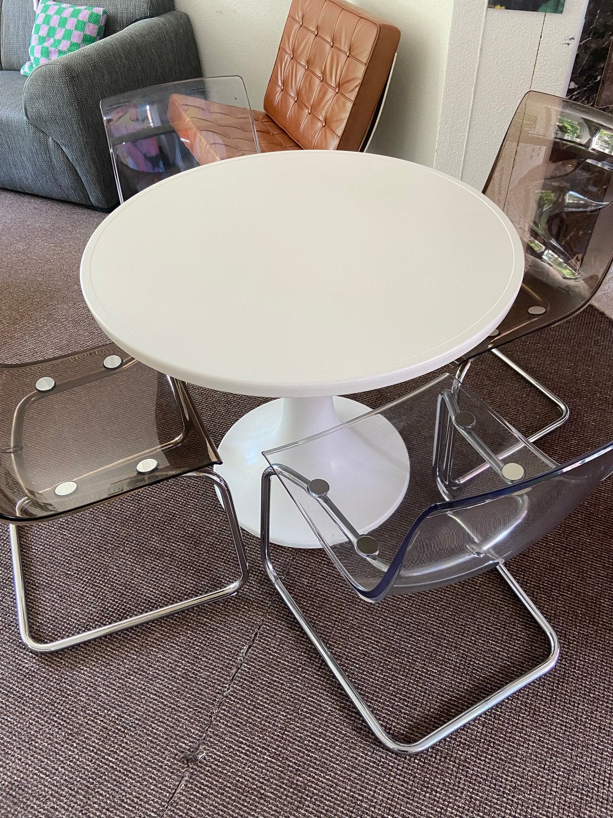 Ronde tulp tafel, Ophalen, Gebruikt