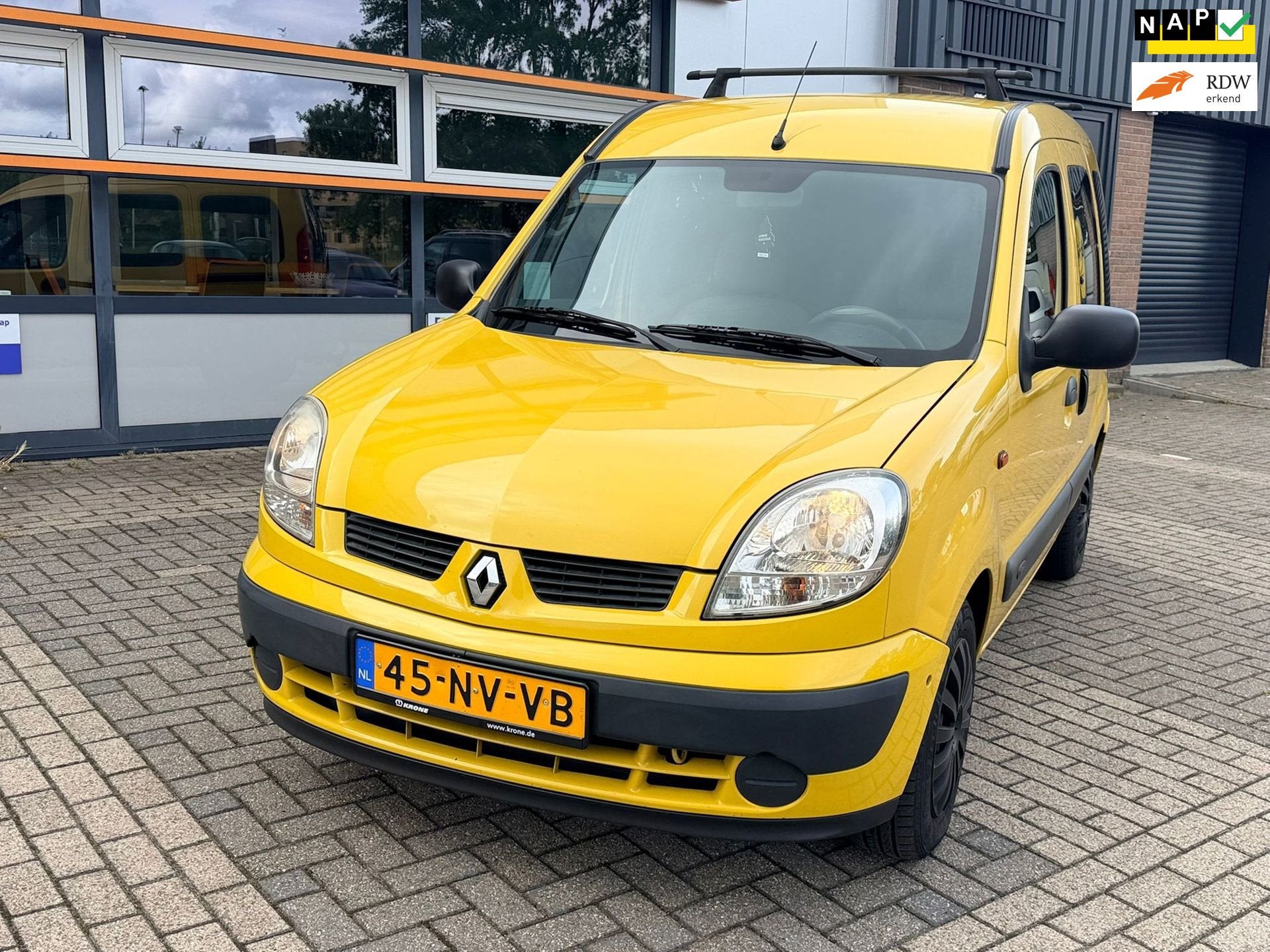 Renault Kangoo 1.6 Benzine - 5 per - Airco - APK 11-2026, Auto's, Gebruikt, 49 €/maand, Bedrijf, Handgeschakeld