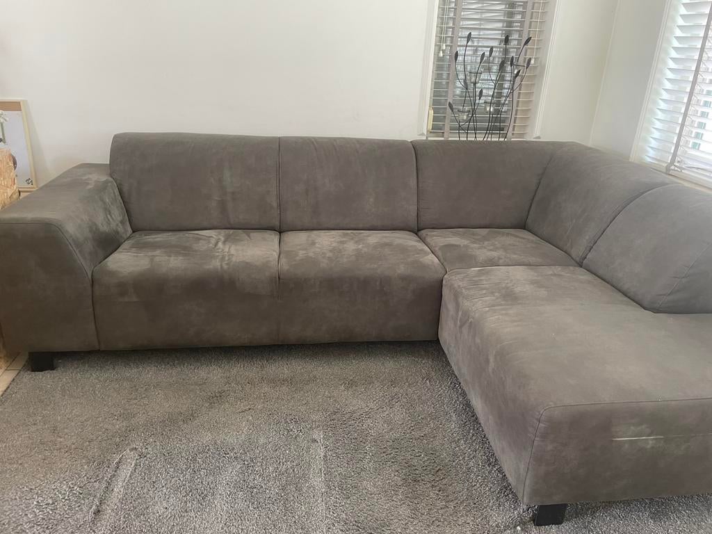 Mooie grijze hoekbank, Huis en Inrichting, Banken | Bankstellen, Ophalen, 250 tot 300 cm, 75 tot 100 cm, Zo goed als nieuw
