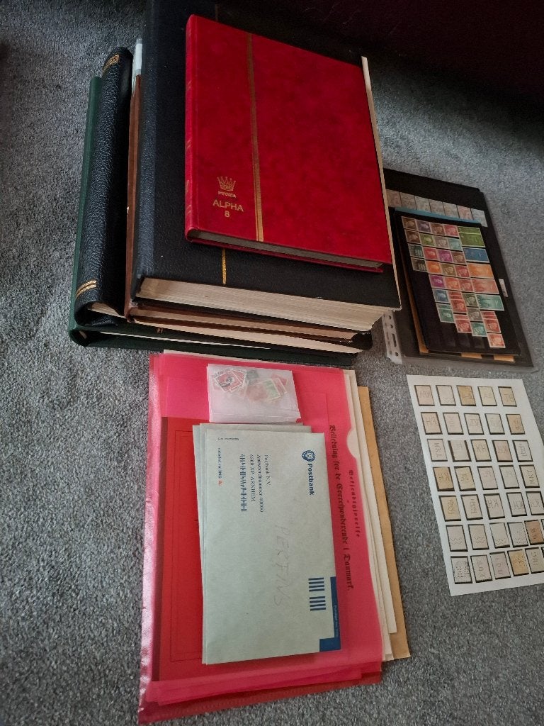 Postzegels Denemarken albums perfins (Adv 1 van 3), Ophalen of Verzenden, Buitenland