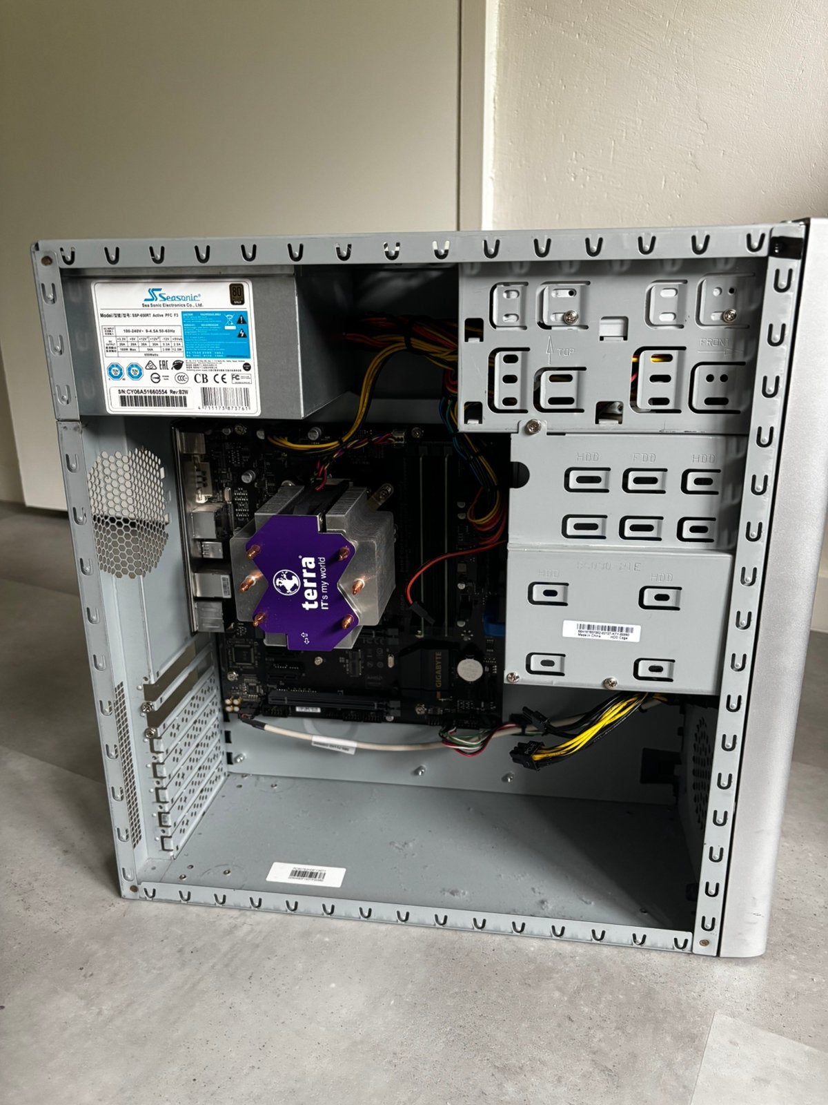 PC zonder videokaart, i5 9600k, 16gb ddr4, Ophalen of Verzenden, Zo goed als nieuw, Gaming, SSD