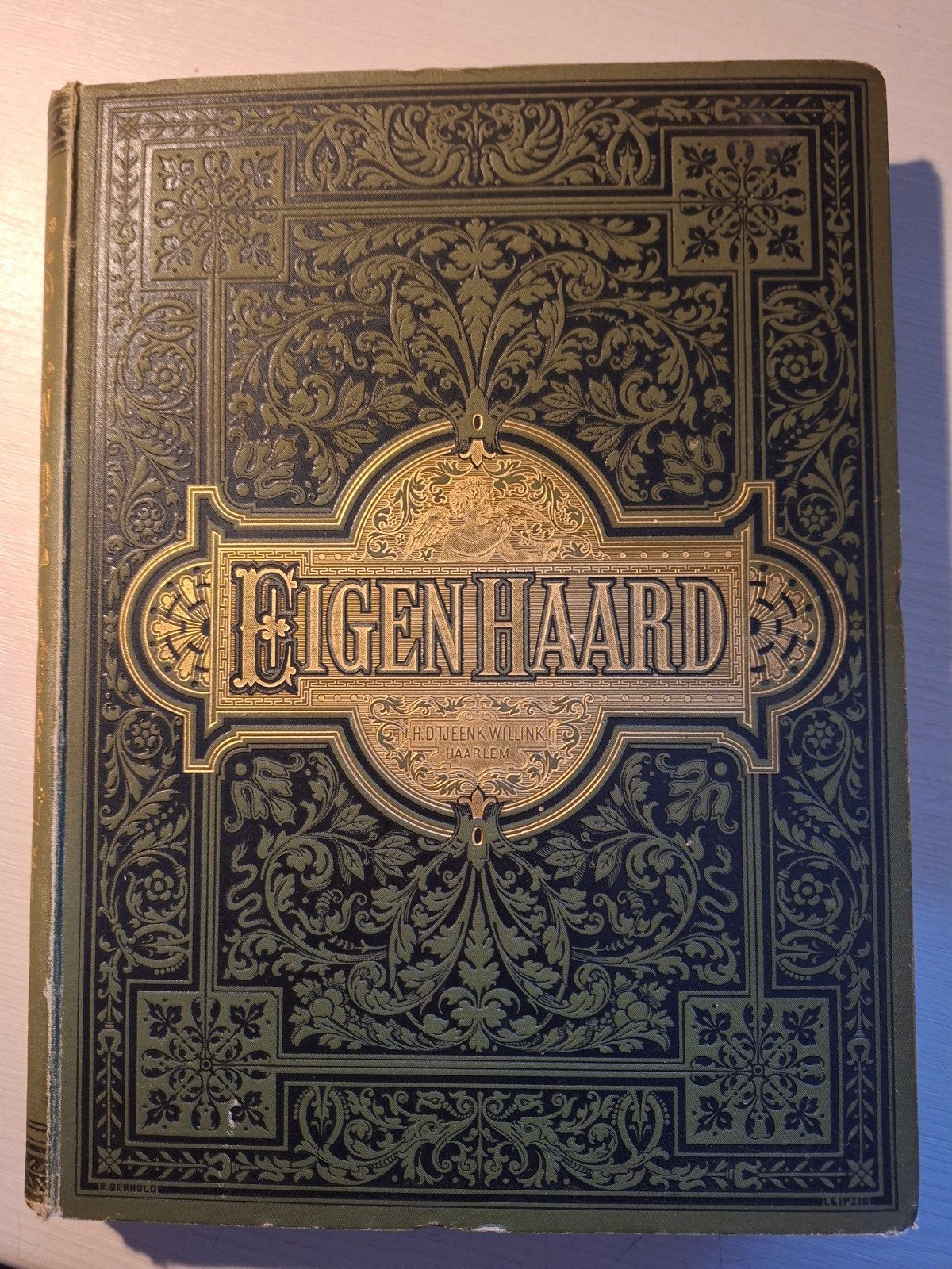 EIGEN HAARD - Geïllustreerd Volkstijdschrift 1885, Boeken, Ophalen of Verzenden, Gelezen, Overige typen