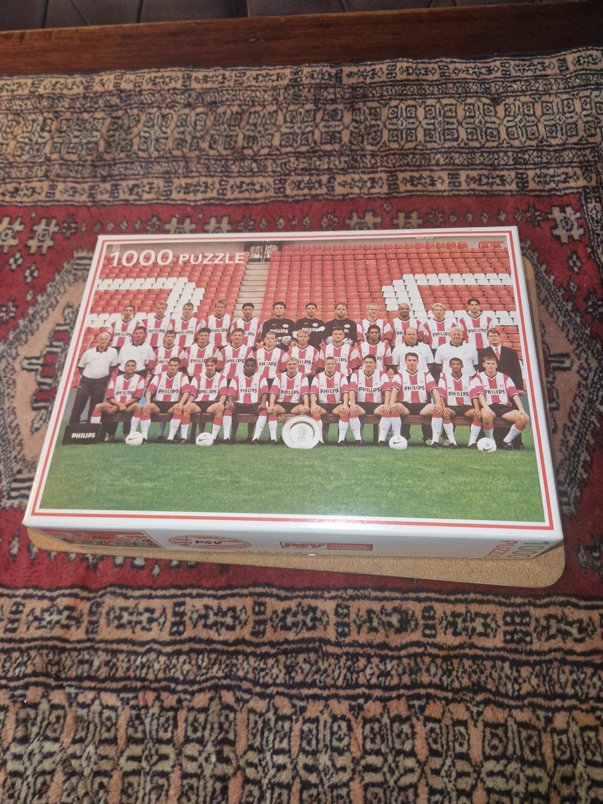 PUZZEL Van PSV Johan Cruyff schaal ll 17 augustus 1997-1998, Ophalen of Verzenden, 500 t/m 1500 stukjes, Zo goed als nieuw