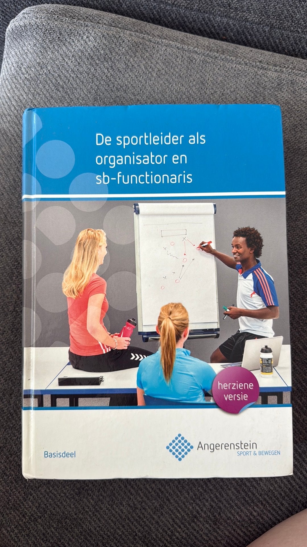 De sportleider als organisator en sb-functionaris, Ophalen, Zo goed als nieuw, Overige niveaus