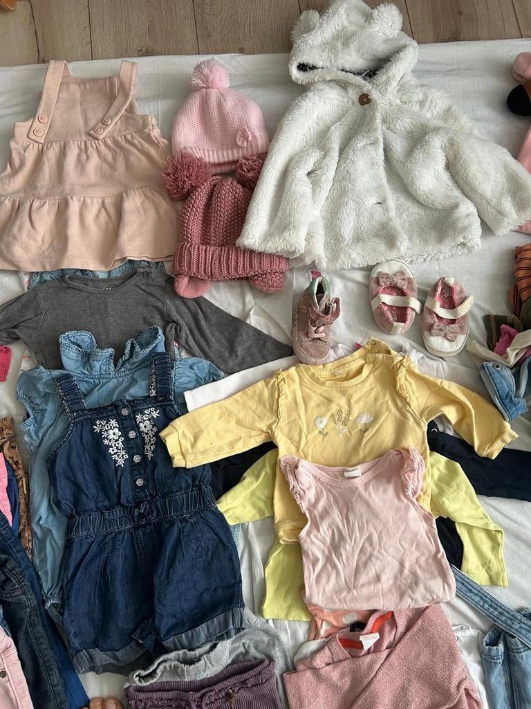 Gratıs kledingbundel voor baby meisjes - Diverse maten, Ophalen, Gebruikt, Meisje