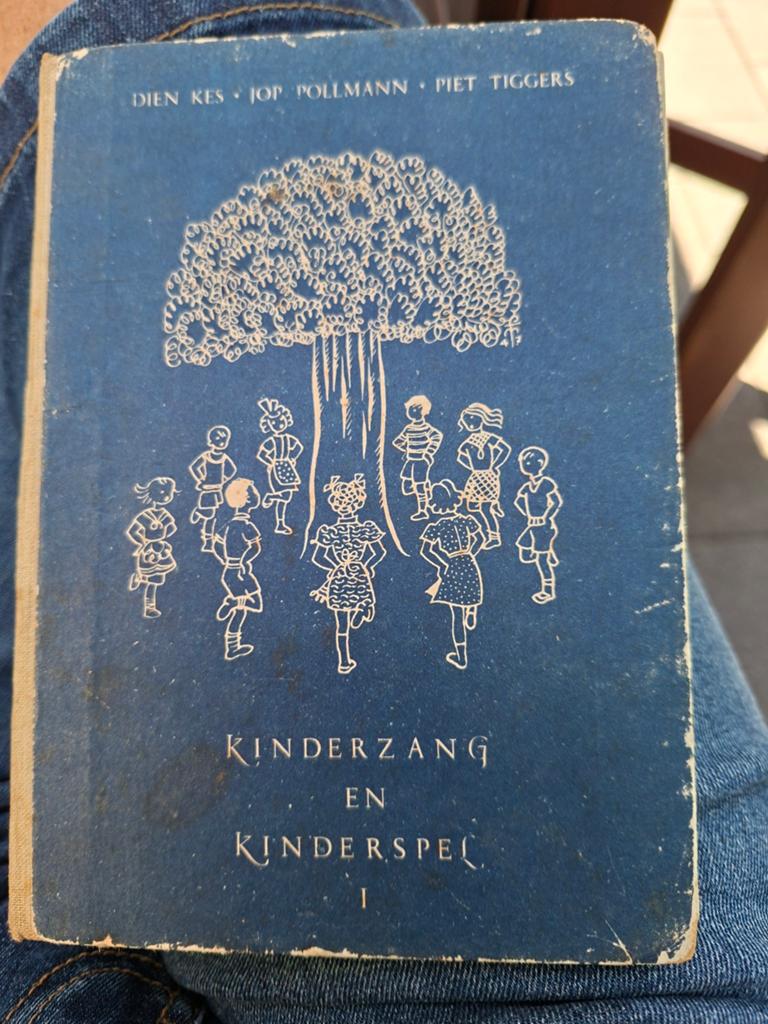 Kinderzang en Kinderspel - Eerste Deel (1950), Ophalen of Verzenden, Gelezen, Dien Kes, Jop Pollmann, Piet Tiggers, Non-fictie