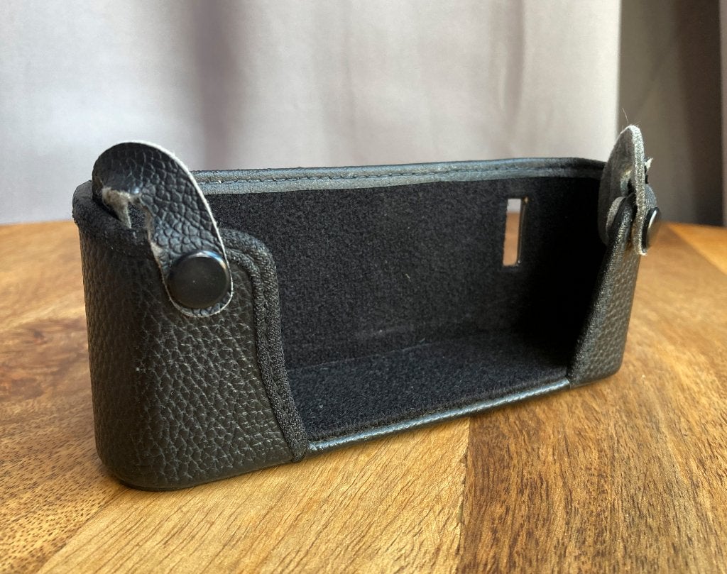 Fujica AX leren half-case, Audio, Tv en Foto, Fotocamera's Analoog, Ophalen of Verzenden, Gebruikt, Compact, Overige Merken