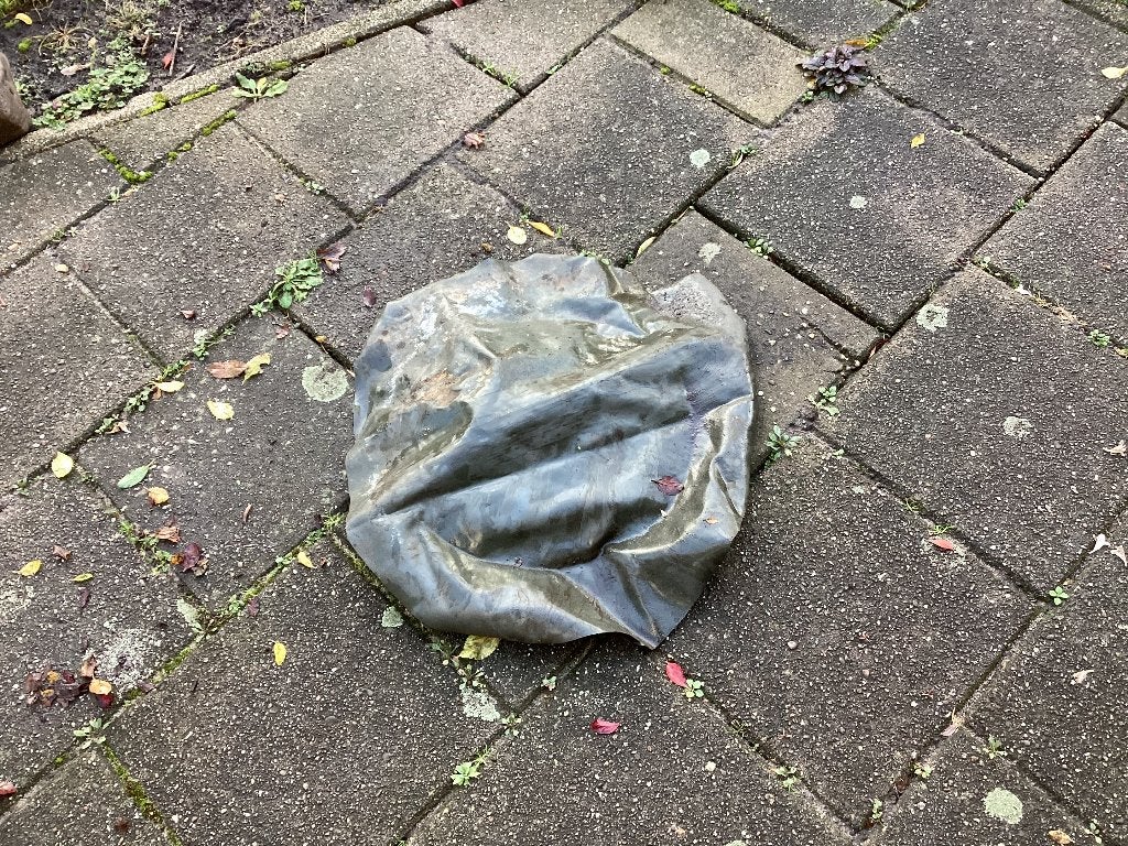 Gebruikt vijverfolie, Ophalen, Gebruikt