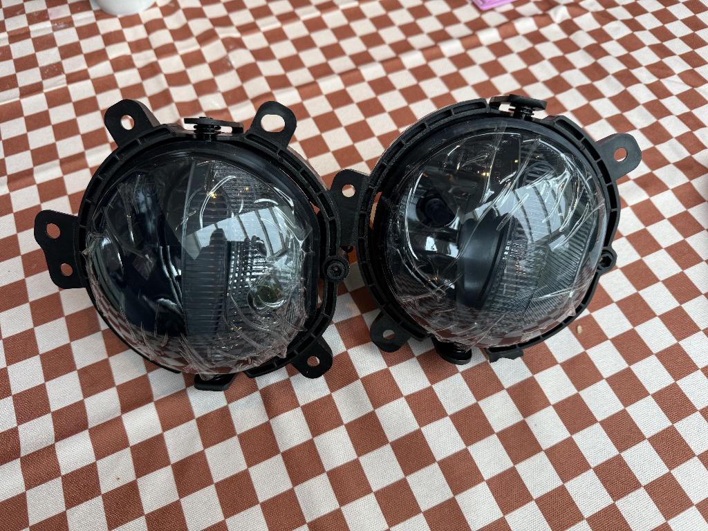 MINI F54, F55, F56 smoke mistlampen NIEUW en GRATIS, Auto-onderdelen, Ophalen, Nieuw, Mini